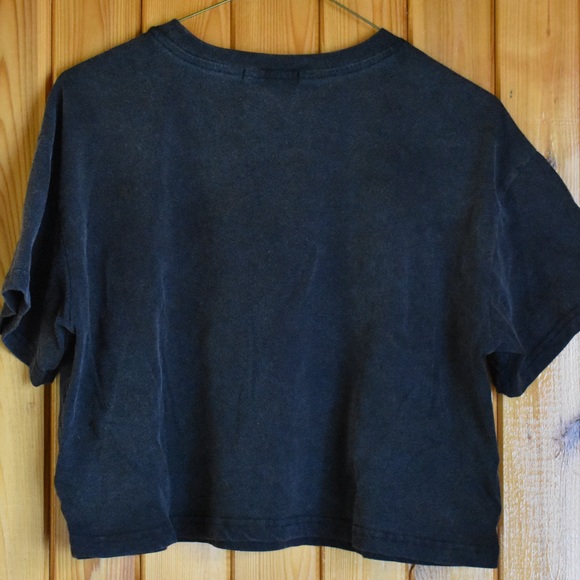 Cool crop top from Forever 21 🌴 - Picture 3 of 3